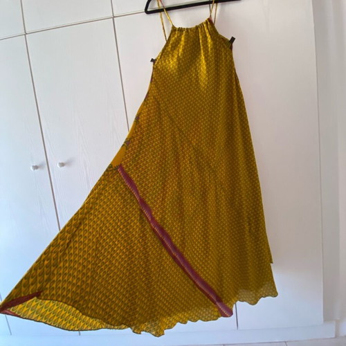 Swarna long sleeveless dress, new, 100% silk, colorful