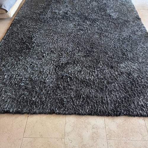 Shaggy rug 323×248 cm like new, dark gray, long pile