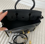 Shoulder bag new black