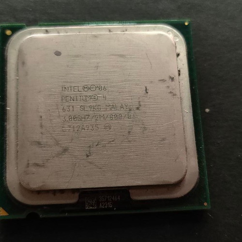 Intel Pentium 4 631 3.00GHz LGA775 processor like new