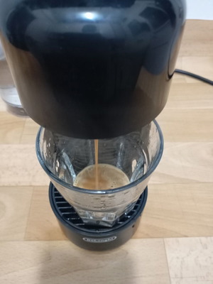 Καφετιέρα Delonghi EN200B για κάψουλες Nespresso μεταχειρισμένη