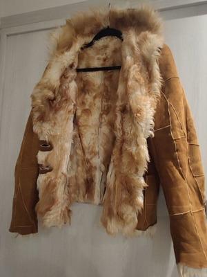 Γυναικεία γούνα με αληθινό δέρμα καστόρ μεταχειρισμένη, μέγεθος M, άσπρη και καφέ