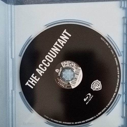 The Accountant Blu-Ray with Greek subtitles, adventure thriller