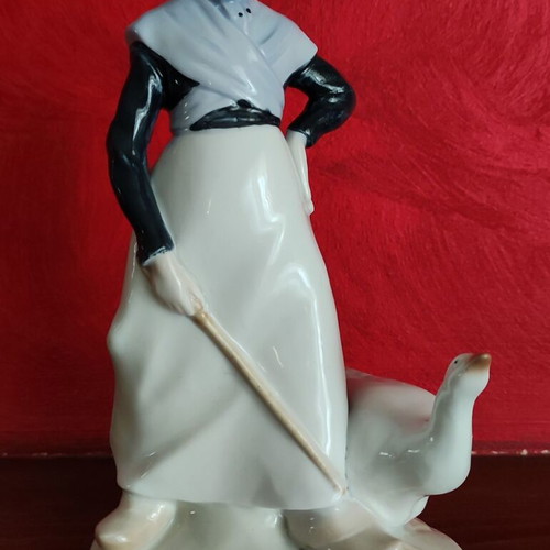Andrea by Sadek porcelain figure made in Japan 20cm height like new