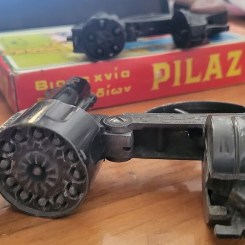 Collectible Retro Toy Pistols '60s-'70s Crescent Toys S-Agent Pilaz Pistolite like new