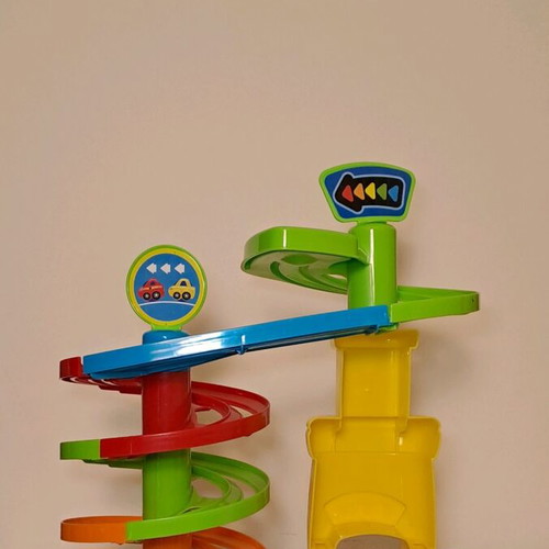 Playgo My City Car Park track like new, complete set