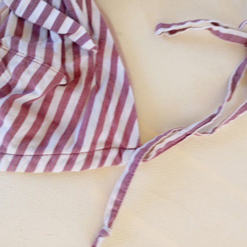 Striped pink bikini top Oysho like new, size S