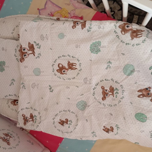 Baby nest like new with mattress, blanket, and pillow