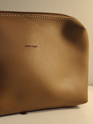 Fullah Sugah Handbag like new, camel color, with zipper