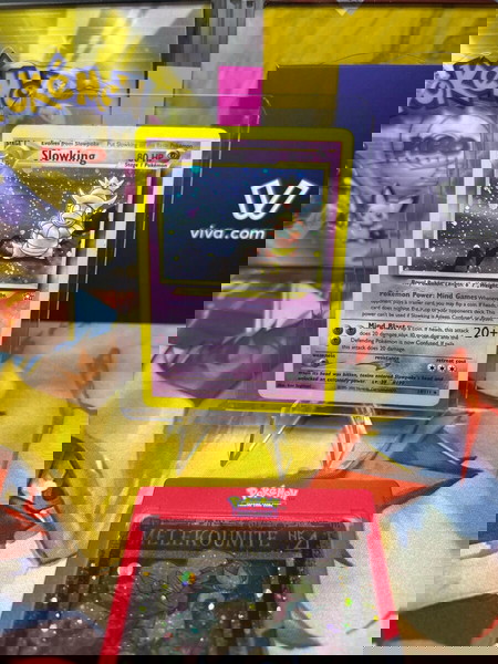 Pokemon card Slowking holographic Neo genesis set