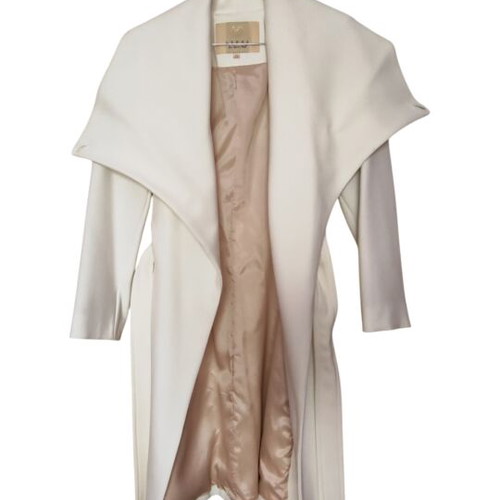 Lynne white mid-length coat like new, size 38, special collar