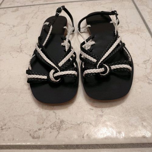 Lacoste women's sandals used, size 38, black with white details