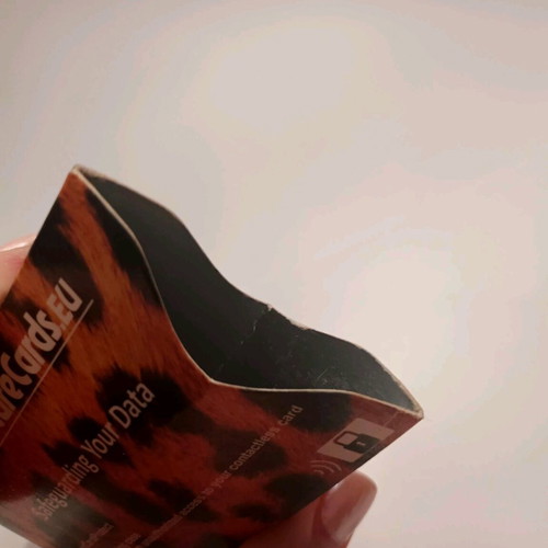 Card holder with RFID protection like new