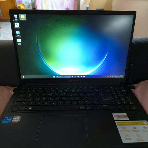 Asus Vivobook Laptop like new, 512GB SSD, 16GB RAM, Intel Core i7