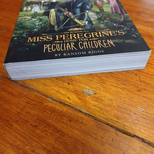 Book Miss Peregrine's Home for Peculiar Children Movie Edition new, English