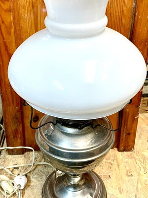 Vintage lamp like new