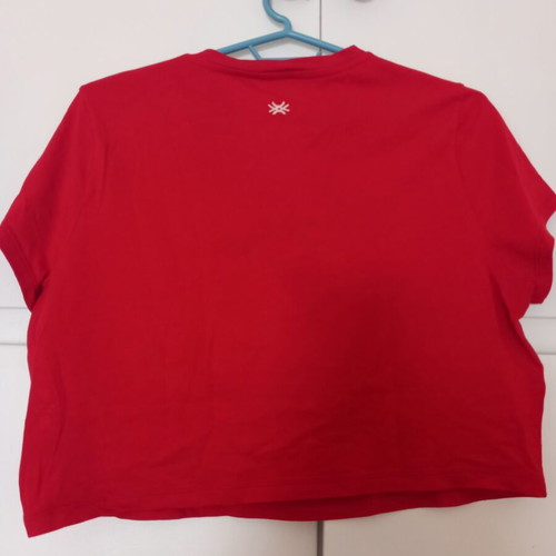 Benetton Cropped T-shirt Like New, Red, Size M
