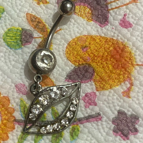 Navel piercing like new