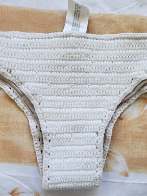 Pull & Bear white swim slip like new, size M