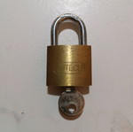 Padlock like new, 4 centimeters length