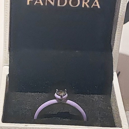 Pandora ring new, purple enamel with heart zircon