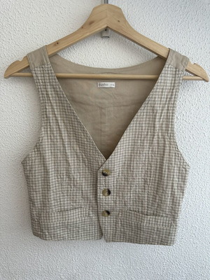 Oysho beige vest new, size S