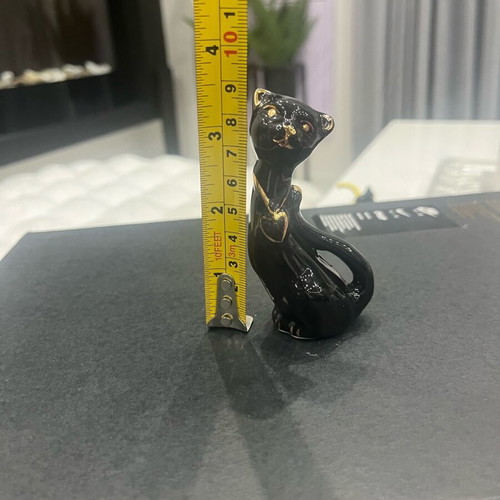 Ceramic cat miniature like new