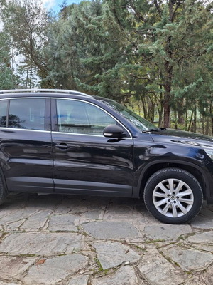 Volkswagen Tiguan 1.4 TSI Sport & Style 4MOTION μεταχειρισμένο, μαύρο, SUV