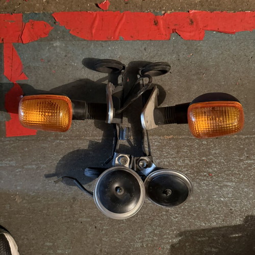 Suzuki GSX 750 OEM front flash and horn base