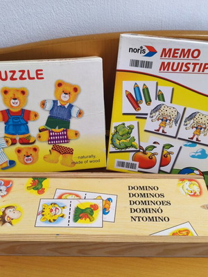 Educational toy set like new with domino, puzzle and memory cards
