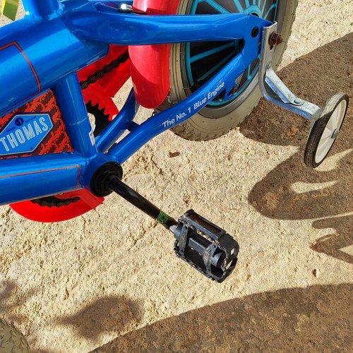 Tomas kids bike used, blue, with training wheels for boys up to 5 years