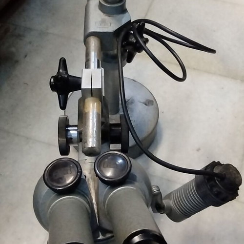 Carl Zeiss Stereo Microscope used with original base