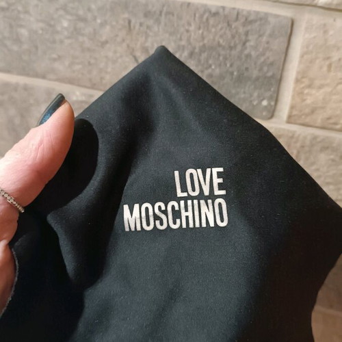 Love Moschino glasses case like new, red with velvet interior