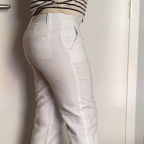 Gap white pants like new, hip slung fit flare, cotton-linen fabric