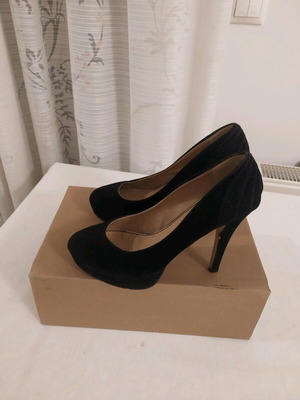 Blanco pumps size 37 used, black velvet texture