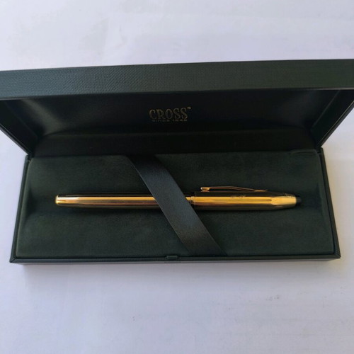 Cross Century gold-plated 14kt pen with 18kt tip like new