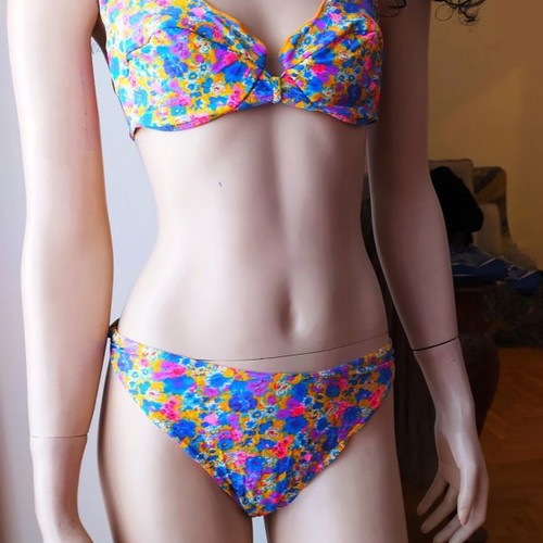Printed bikini used, size M-L