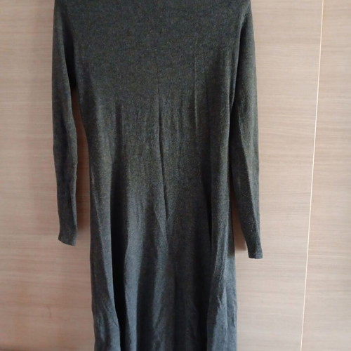 Women's dress used, size M, gray