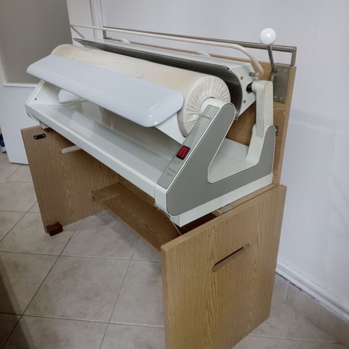 Siemens Heimbügler WB 291 ironing machine with wooden furniture like new