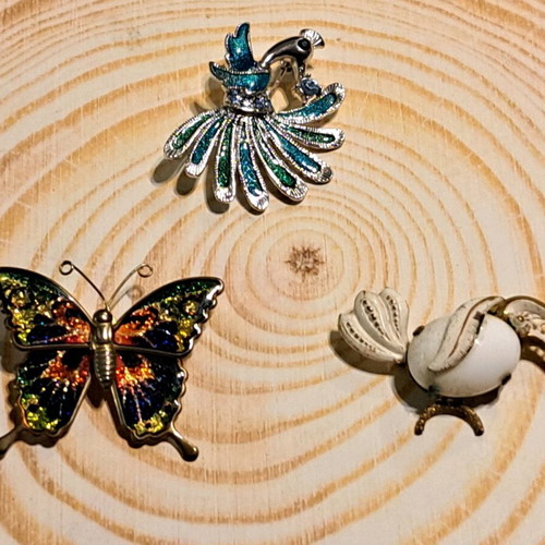 3 vintage brooches: colorful butterfly, white crab, blue-silver peacock