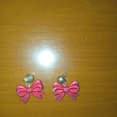 Bow earrings red matte like new, lightweight and cute