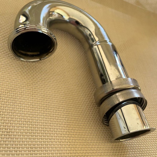 Metal sink siphon like new