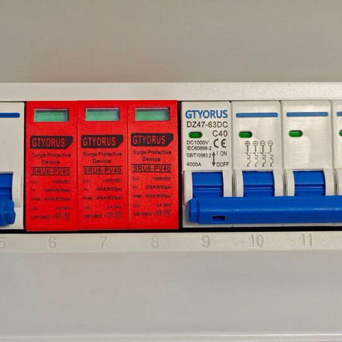 DC photovoltaic system new with 40A breaker and 1000V surge protection