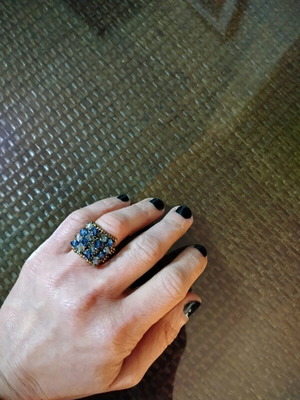 Beaded ring new, blue