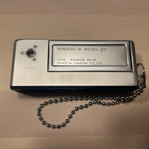 Minolta 16 camera model P used with case