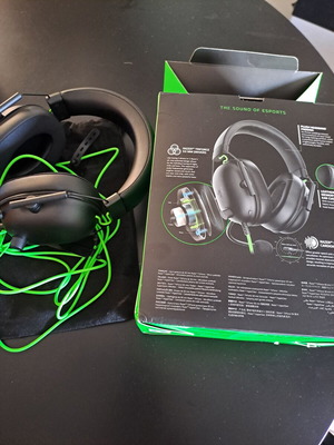 Razer BlackShark V2 gaming ακουστικά σαν καινούργια με κουτί