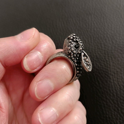 Metal bunny ring Zara like new with black zircons
