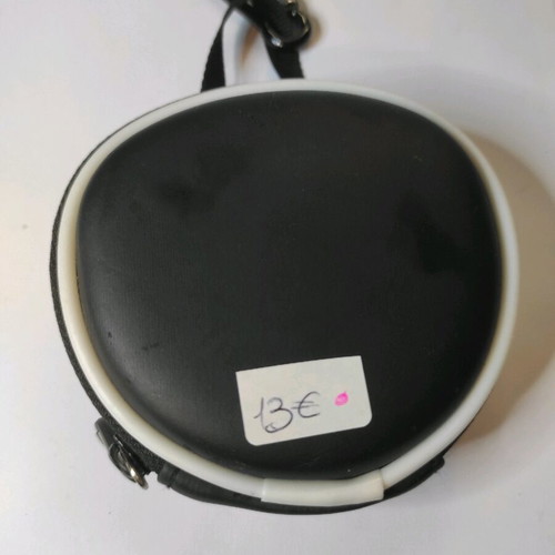 PSP cassette case used with plastic protective sleeves