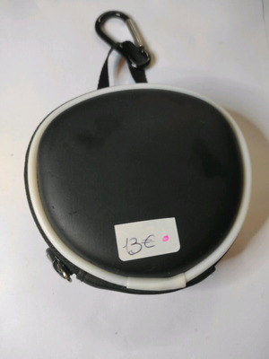 PSP cassette case used with plastic protective sleeves