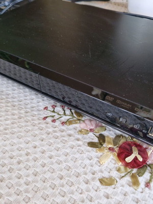 Samsung DVD player μεταχειρισμένο, μοντέλο E360 με καλώδια Scart και ήχου